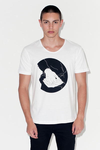 T-Shirt: HANDS | Artist: Elena Osmann - Streetwear - Ingmar Studio