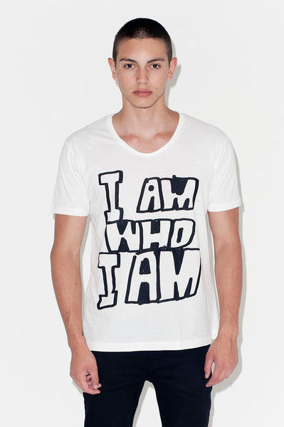T-Shirt: I AM WHO I AM | Artist: Mother Eleganza - Streetwear - Ingmar Studio