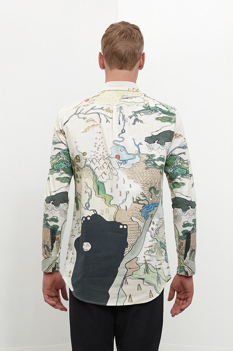 Shirt: THE MAP | Artist: Morta - Streetwear - Ingmar Studio